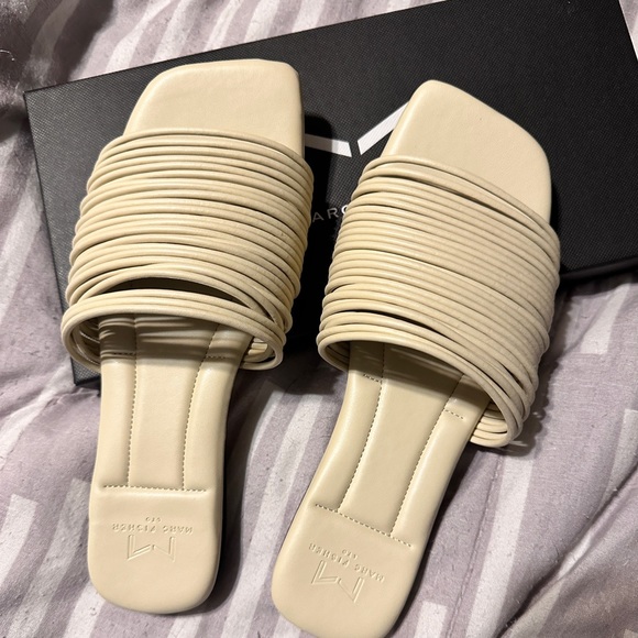 Marc Fisher Sandal - Picture 2 of 4